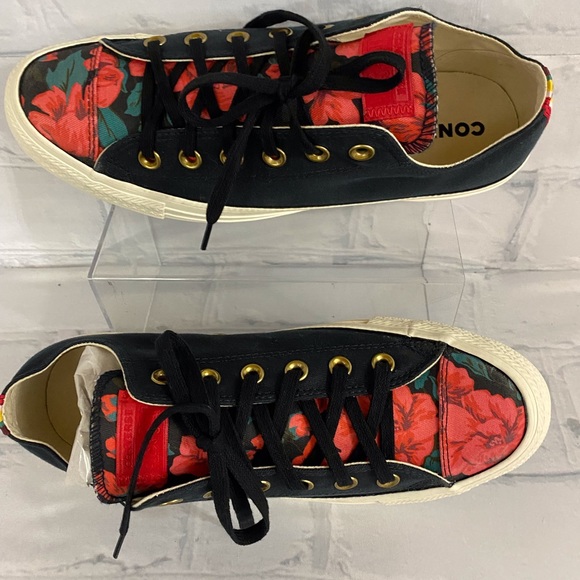 NWOT Converse - Picture 2 of 9